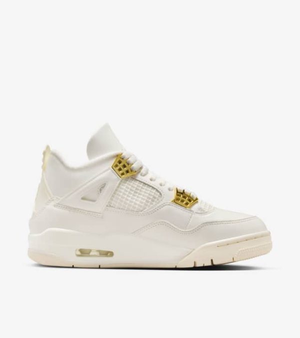 Women's Air Jordan 4 White & Gold - Image 3
